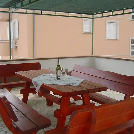 아파트 In With Sea View, Balcony, Air Conditioning, Wifi 4623-11 드라말리
